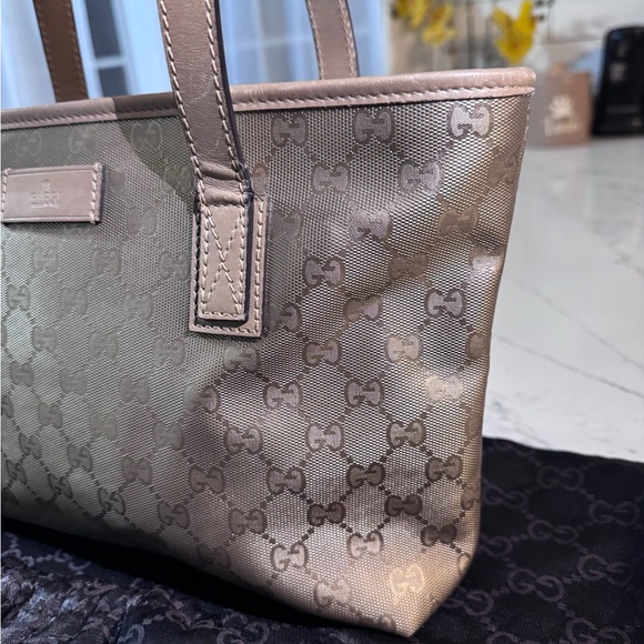 Authentic Gold Gucci Tote - Picture 3 of 15